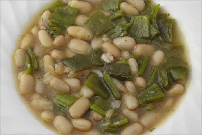 Receta de alubias con pimientos fácil y rápida