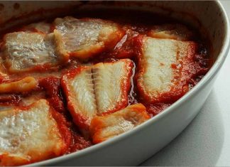 Receta de bacalao con tomate rápido fácil y rápida