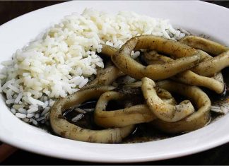 Receta de calamares en su tinta fácil y rápida
