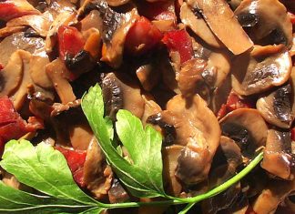 Receta de champiñones con jamón fácil y rápida