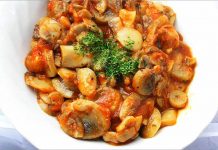Receta de champiñones con tomate fácil y rápida