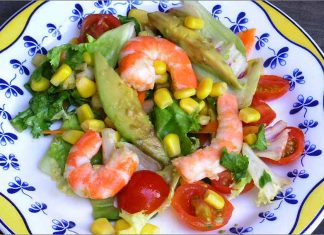 Receta de ensalada de langostinos y aguacates fácil y rápida