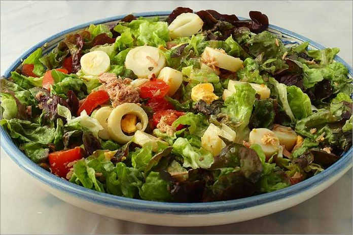 Receta de ensalada de palmito, tomate y atún fácil y rápida