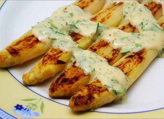 Receta de espárragos con salsa de mostaza y miel fácil y rápida