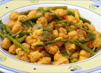 Receta de garbanzos con espárragos fácil y rápida