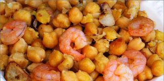 Receta de garbanzos con gambas fácil y rápida