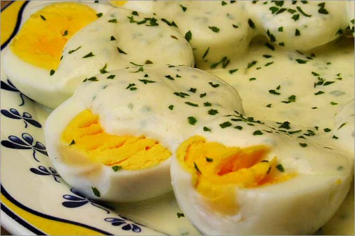 Receta de huevos a la mostaza fácil y rápida
