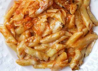 Receta de macarrones con bacalao fácil y rápida