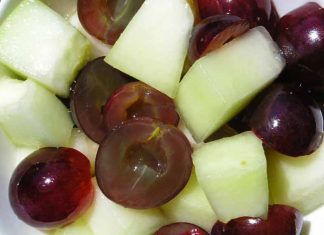 Receta de melón con uvas fácil y rápida
