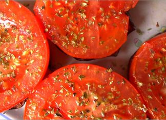 Receta de montados de berenjena y tomate fácil y rápida