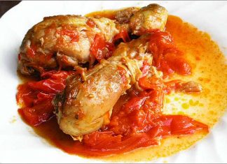 Receta de muslitos de pollo con pimientos fácil y rápida