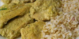 Receta de pechugas de pollo con salsa de puerros fácil y rápida