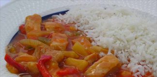 Receta de pollo agridulce con arroz fácil y rápida